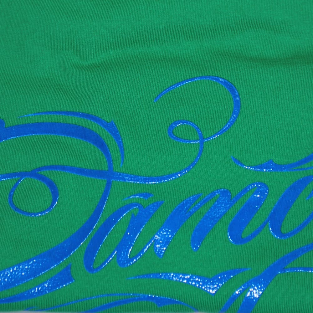 Textilveredelung - Siebdruck mit Lacküberzug - Textildruck - Trier - T-shirts - Sweatshirts - Werbeartikel