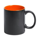 Schwarze Tasse mit Lasergravur orange
